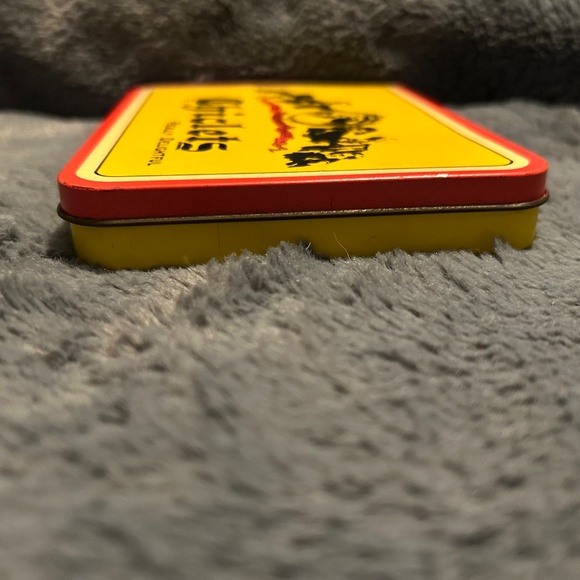 Vintage Chiclets Gum Advertising Tin Featuring Iconic Slogan Really Delightful - Picture 5 of 7